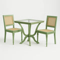 Set tavolo quadrato in legno e vetro con 2 sedie in rattan verde
